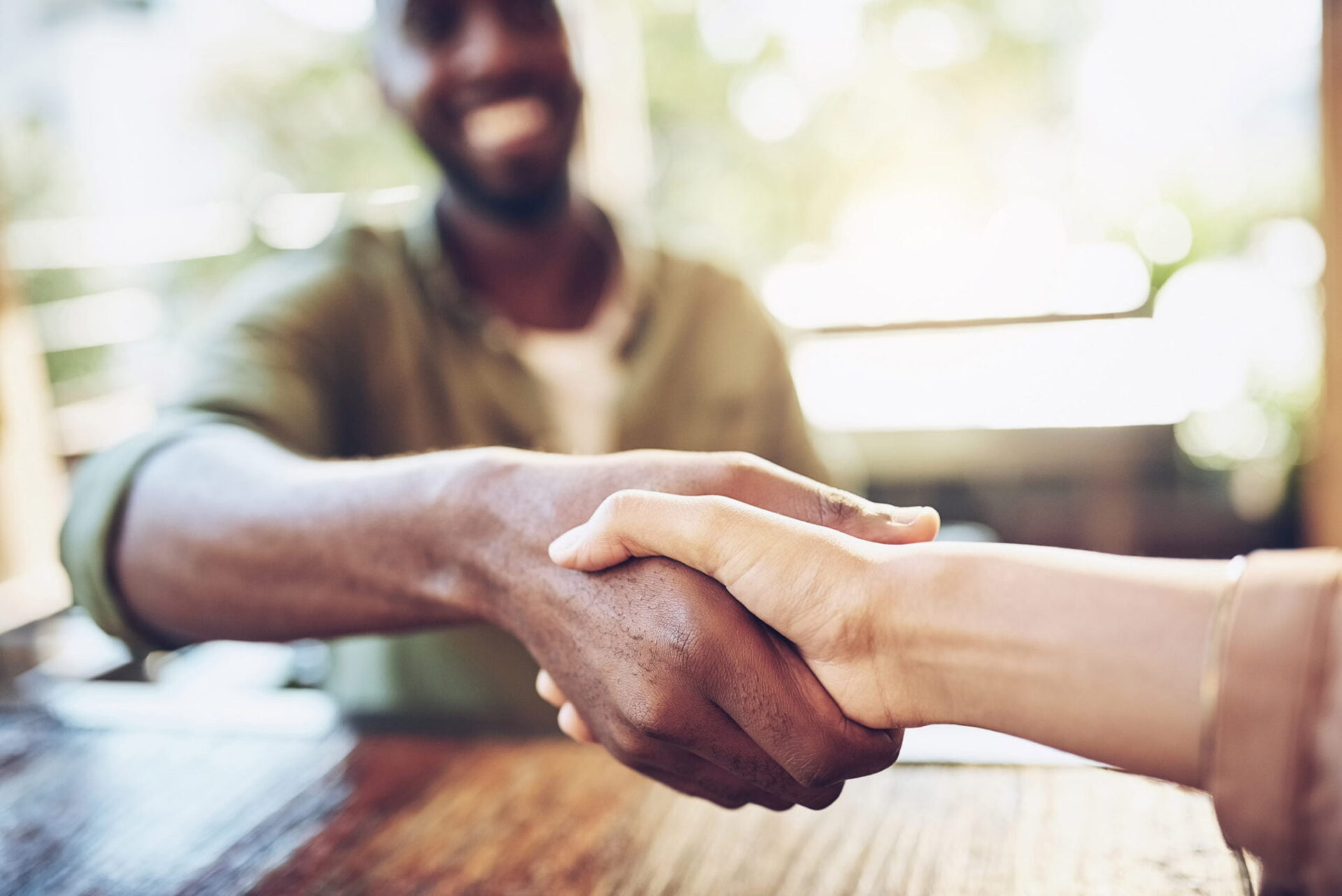Hand shake